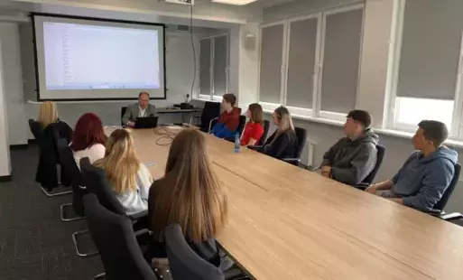 Zdjęcie do Wizyta studyjna student&oacute;w Akademii im. Jakuba z Paradyża w Centrum Usług Wsp&oacute;lnych w Gorzowie Wielkopolskim